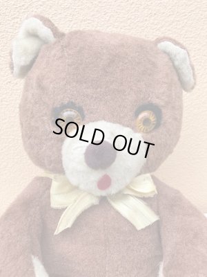 古いビンテージのテディベアのぬいぐるみ