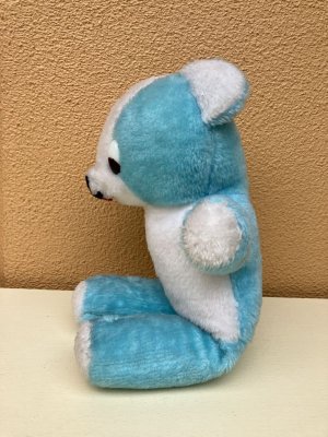 ビンテージの水色のテディベアの縫いぐるみ