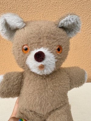 古いくまのぬいぐるみ