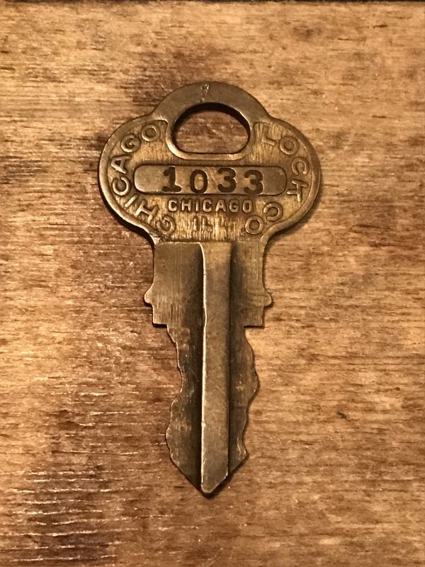 Chicago Lock Co Brass Key ビンテージ キー 鍵 カギ 30年代 ヴィンテージ vintage STIMPY
