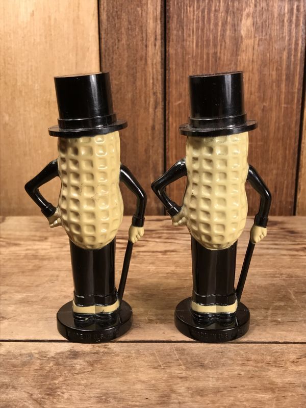 Planters Mr Peanut Salt and Pepper Shakers ミスターピーナッツ ビンテージ ソルト＆ペッパー 企業