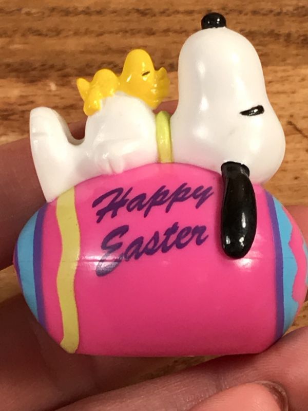 Peanuts Snoopy & Woodstock “Happy Easter” PVC Figure スヌーピー ビンテージ PVC
