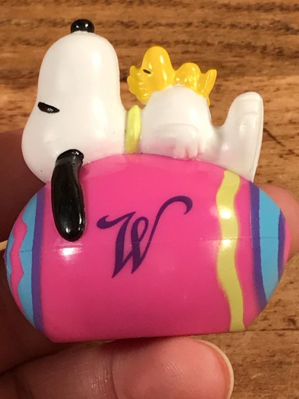 Peanuts Snoopy & Woodstock “Happy Easter” PVC Figure スヌーピー ビンテージ PVC