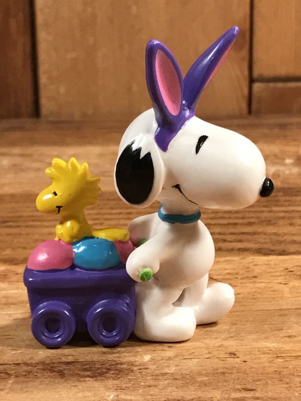 Peanuts Snoopy & Woodstock “Easter Bunny” PVC Figure スヌーピー ビンテージ PVC