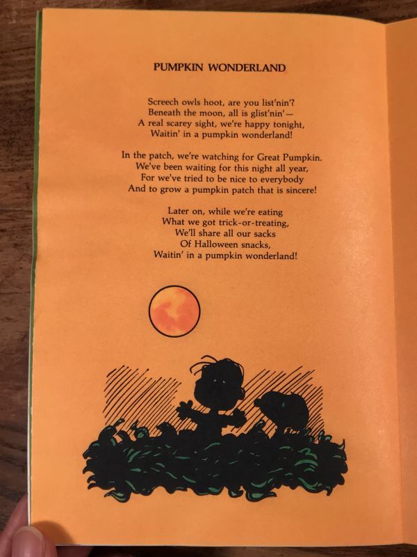 Hallmark The Peanuts Book Of Pumpkin Carols スヌーピー ビンテージ ハンドブック 70〜80年代