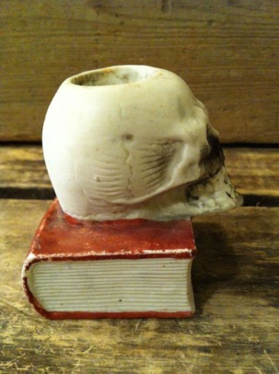 画像1: Skull On Book Match holder