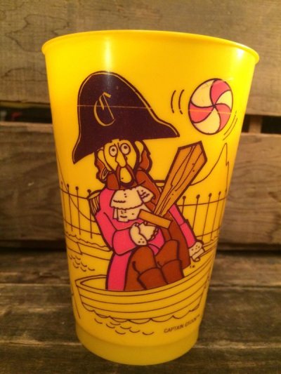 画像2: McDonald's Plastic Cup CAPTAIN CROOK　ビンテージ　マクドナルド　ノベルティー　キャプテンクロック　プラカップ　コップ　ヴィンテージ　アメリカ雑貨　70年代　vintage