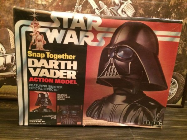 画像1: STAR WARS DARTH VADER ACTION MODEL (1)