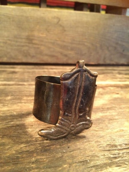 画像1: Western Boots Napkin Ring Holder (1)