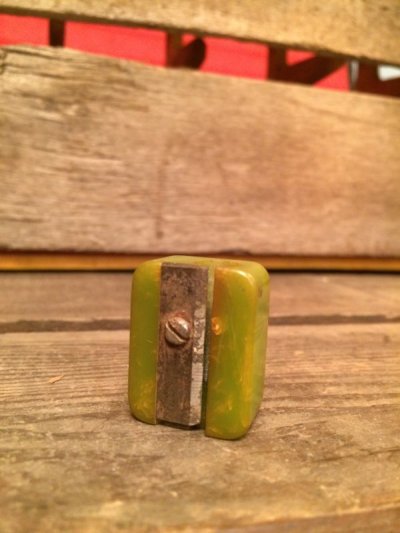 画像3: Bakelite Pencil Sharpener