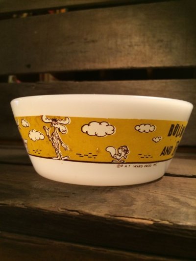 画像1: ROCKY & BULLWINKLE WESTFLELD BOWL　ビンテージ ロッキー＆ブルウィンクル カートゥーン チリボウル ウエストフィールド ミルクガラス キッチンウェア アメリカ雑貨 60年代