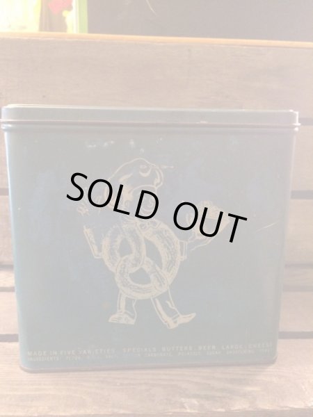 プレッツェルのアドバタイジング物のビンテージ缶