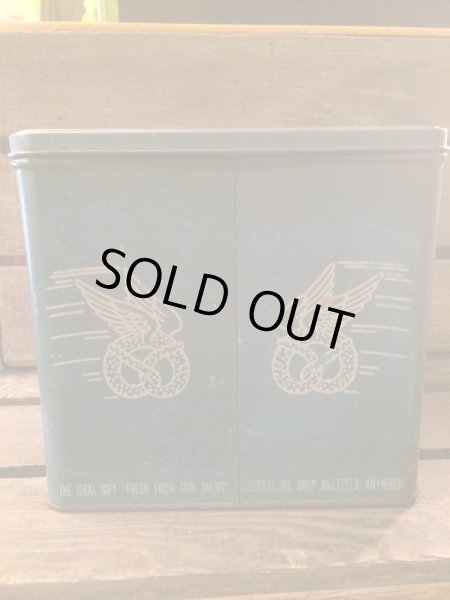 プレッツェルの企業物のビンテージ缶