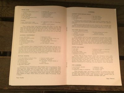 画像2: Reddy Kilowatt Recipes Book　ビンテージ レディキロワット ブック アドバタイジング 企業キャラクター 企業物 アメリカ雑貨 ヴィンテージ 60年代