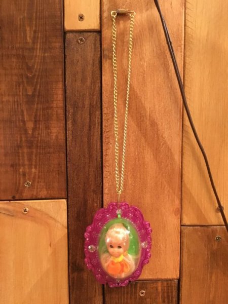 60年代マテル社製リッドルキッドルのブローチ型ペンダント