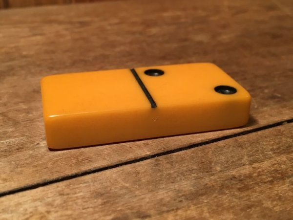  50年代頃のベークライトで出来たビンテージドミノ