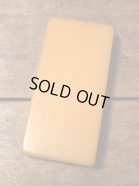  50年代頃のベークライトで出来たビンテージドミノ