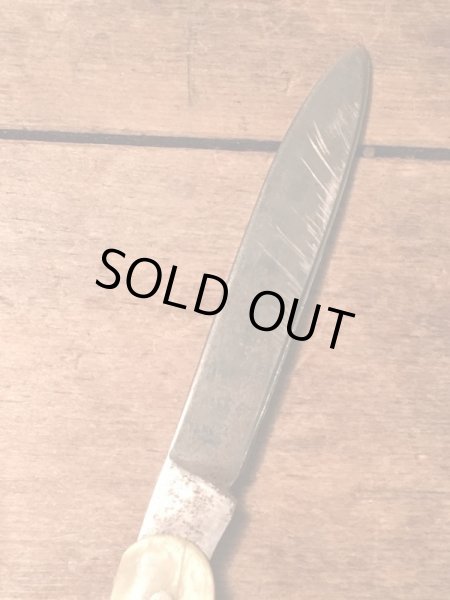 50年代頃の持ち手にシェルが使用されているビンテージポケットナイフ