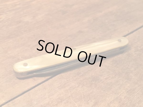 50年代頃の持ち手にシェルが使用されているビンテージポケットナイフ