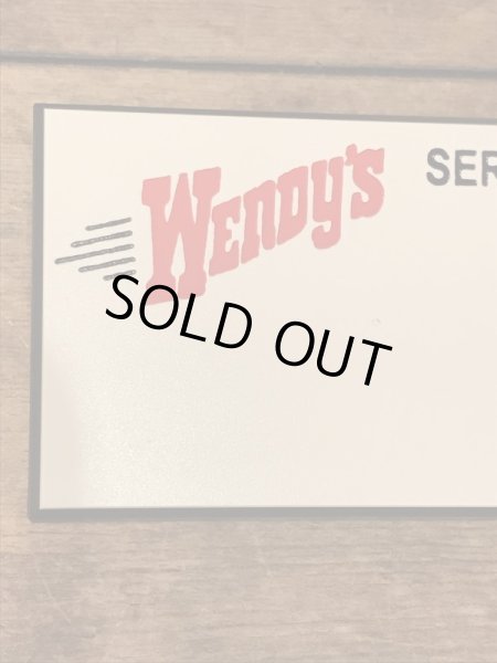 アメリカのウェンディーズのビンテージネームプレート