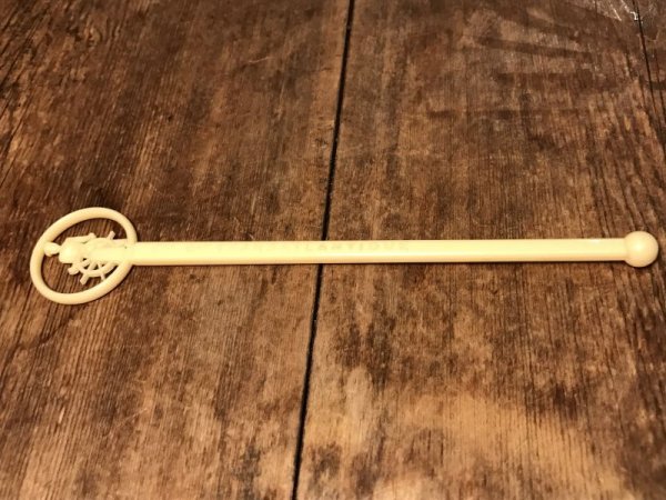 アメリカのホテル、バーやレストランなどで使用されていたプラスチック製ビンテージマドラー