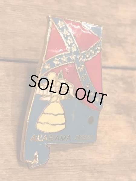 70年代頃のスーベニア(お土産)のヴィンテージピンバッジ