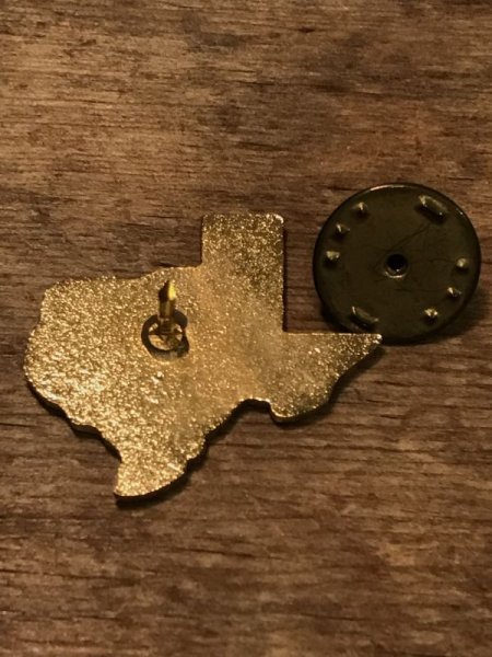 70年代頃のスーベニア(お土産)のビンテージピンズ