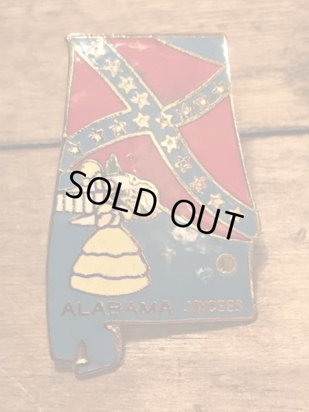 70年代頃のスーベニア(お土産)のヴィンテージピンバッジ