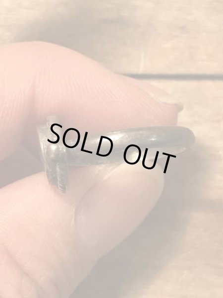 ターコイズのピースマークモチーフのビンテージリング