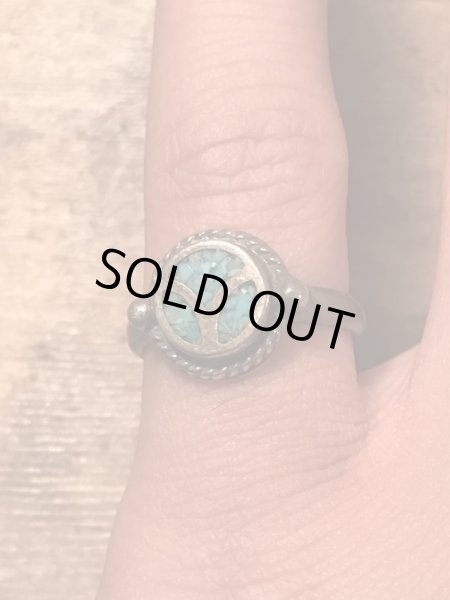 ターコイズのピースマークモチーフのヴィンテージ指輪