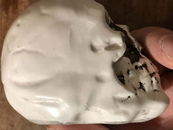 陶器製のスカルのヴィンテージソルト&ペッパー