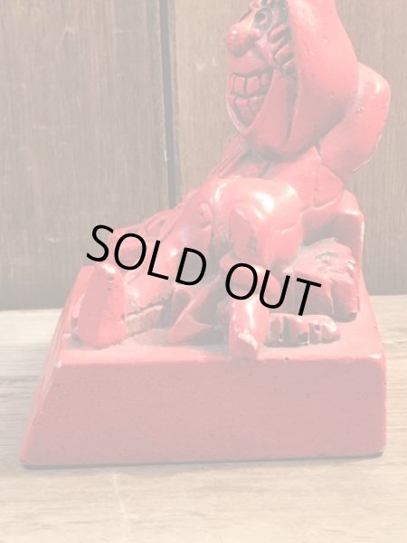 70年代頃のレッドデビルのヴィンテージメッセージドール