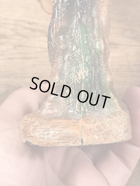 Multi Product Incの馬モチーフのヴィンテージ木彫りの置物