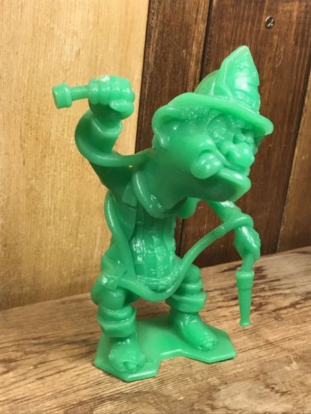 Marx社製のナッティーマッズのヴィンテージプラスチックフィギュア