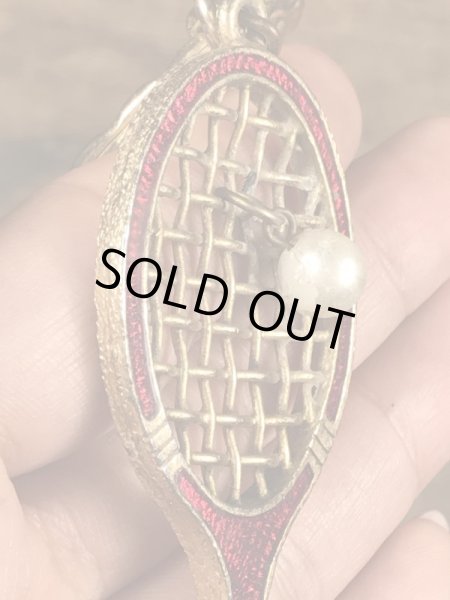 テニスラケットのエナメル加工のビンテージキーホルダー