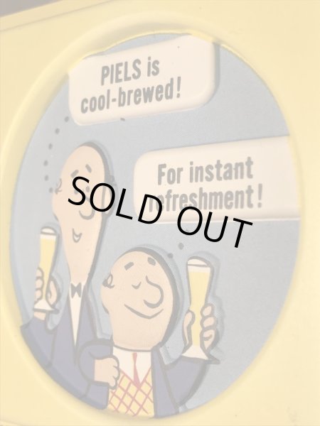 企業キャラクターのPiels Beer「Bert & Harry」のヴィンテージコースター