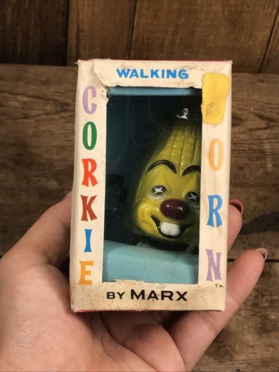 画像1: Marx Corkie Corn Wind-Up Toy　マークス　ビンテージ　トコトコ人形　トイ　野菜　60年代