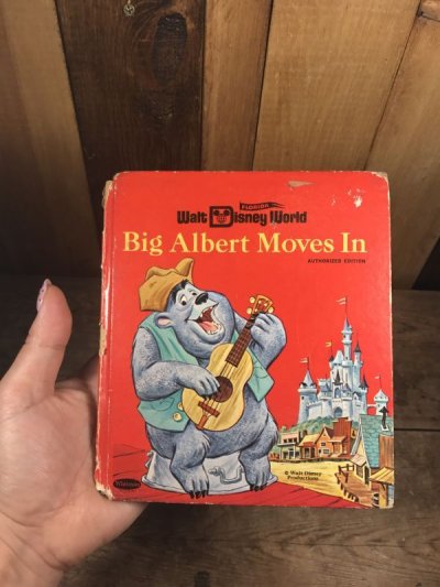 画像1: Walt Disney World Big Albert Moves In Book　カントリーベア　ビンテージ　絵本　ビッグアル　ディズニー　70年代