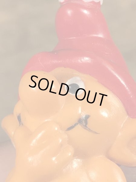 スマーフのようなグノームファミリーの70’sヴィンテージPVCフィギュア