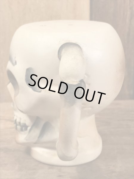 メイドインジャパン製のスカルの50年代ビンテージソルト＆ペッパー