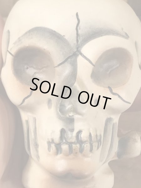 メイドインジャパン製のスカルの50年代ビンテージソルト＆ペッパー