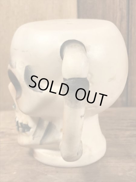 メイドインジャパン製のスカルの50年代ビンテージソルト＆ペッパー