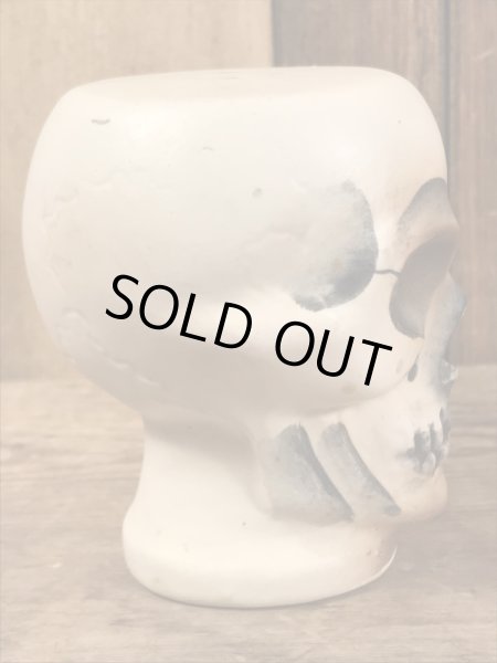 メイドインジャパン製のスカルの50年代ビンテージソルト＆ペッパー