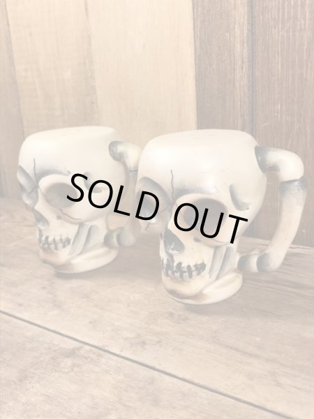 メイドインジャパン製のスカルの50年代ビンテージソルト＆ペッパー