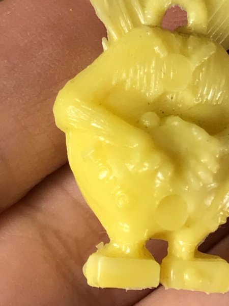 ローブローキャラクターのRat Finkの60’sヴィンテージチャームフィギュア