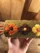 毛糸で編まれた花柄の70’sヴィンテージ手提げかばん