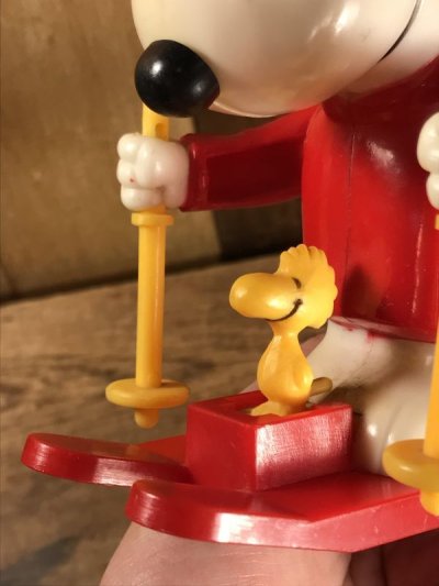 画像2: Aviva Peanuts Snoopy Skis Wind Up Toy　スヌーピー　ビンテージ　スキー　トイ　70年代