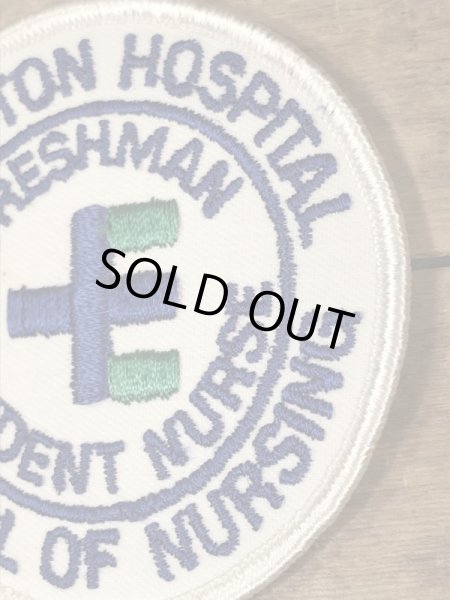 アメリカのカレッジ物(看護学校)の〜70’sヴィンテージ刺繡パッチ