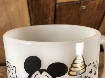 画像1: Libbey Mickey Mouse Club Milk Glass Mug　ミッキーマウスクラブ　ビンテージ　マグカップ　ミルクグラス　60年代〜