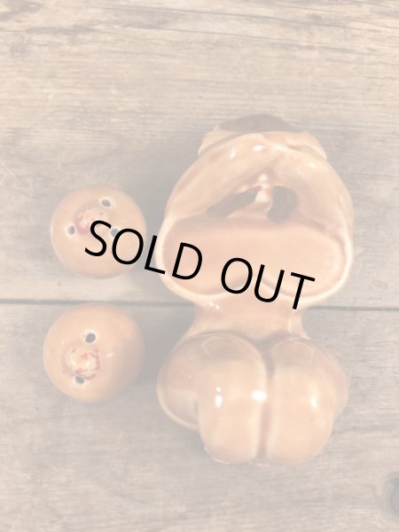 おっぱいが容器になったヌードレディーの60年代ビンテージソルト＆ペッパー